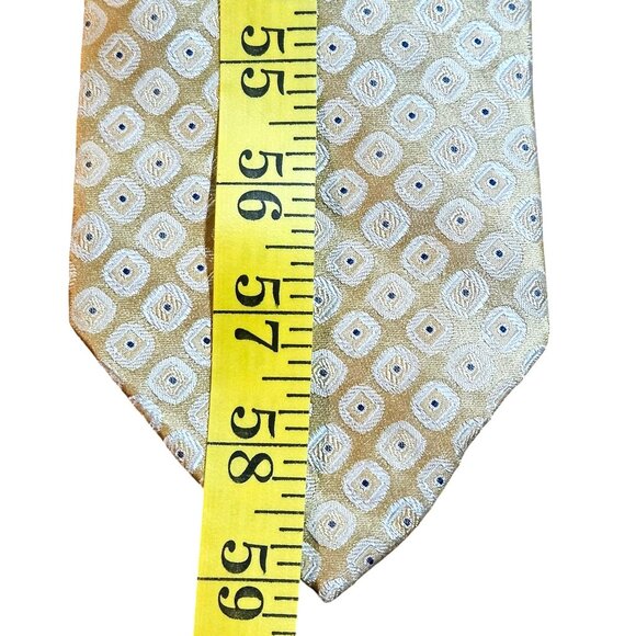 City Of London Gold Geometric Pattern Mens Necktie 100% Silk Business Court Core - Picture 5 of 11